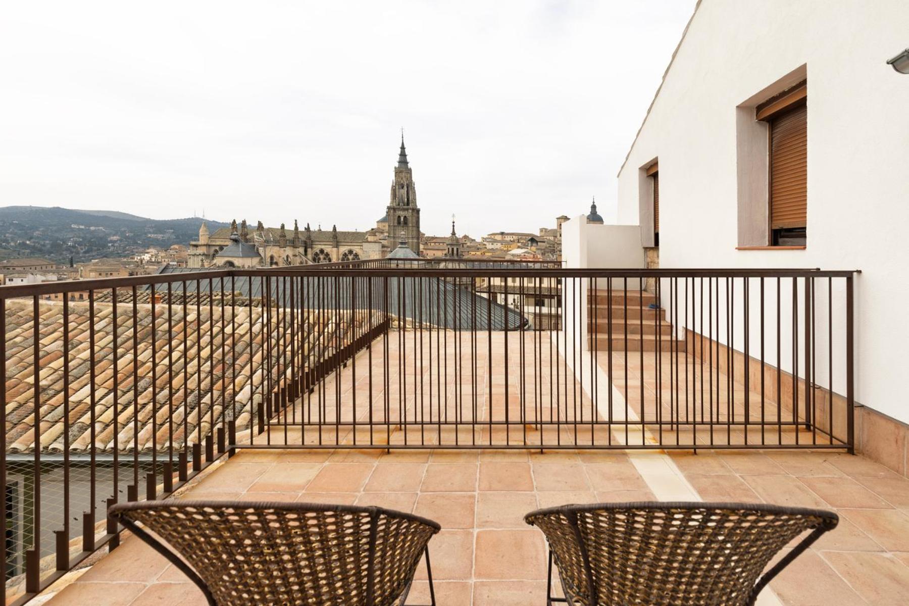 Hotel Carlos V Toledo Exterior photo