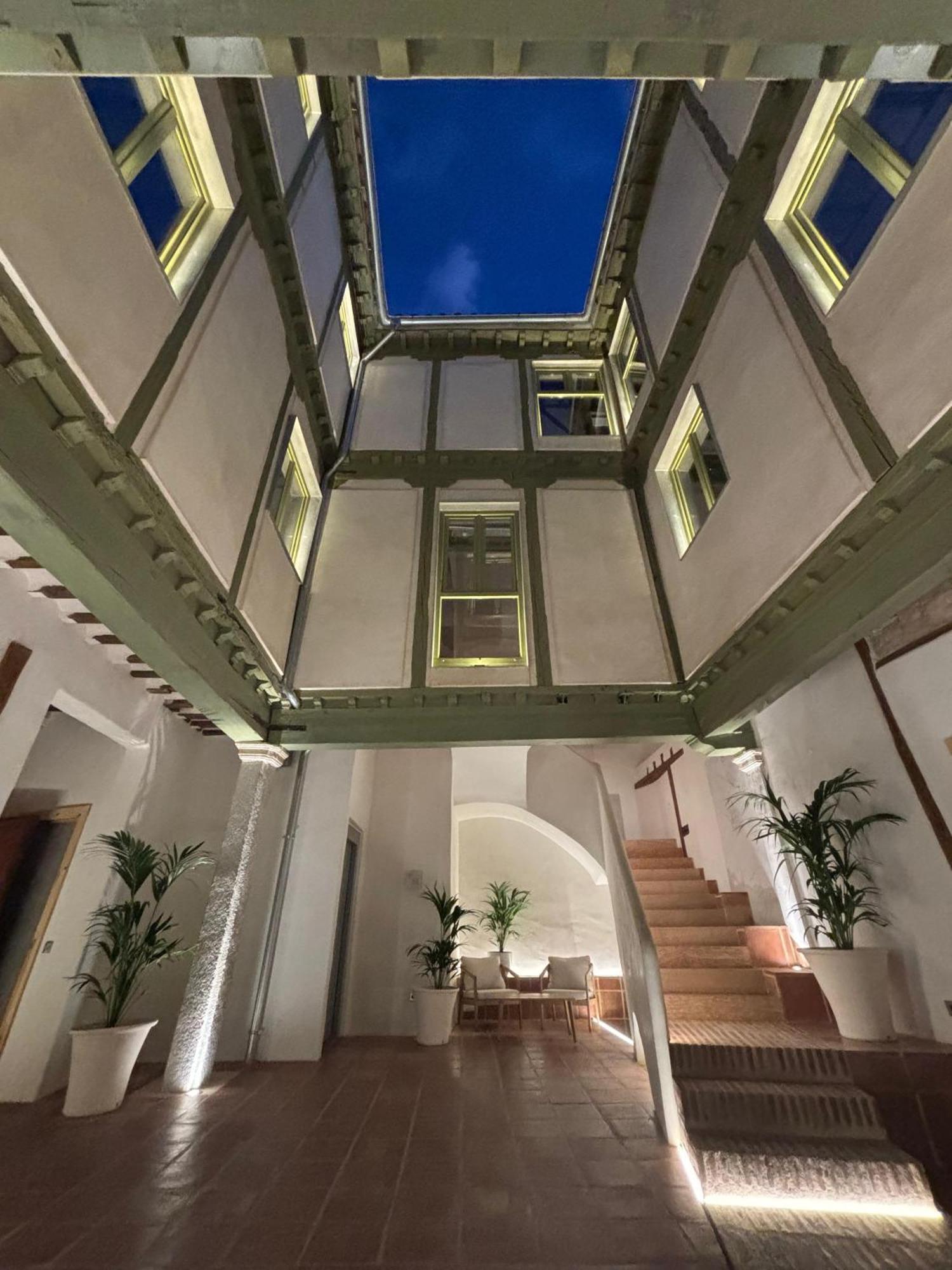 Hotel Carlos V Toledo Exterior photo